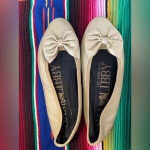Sam & Libby Leather Champagne Bow Ballet Flats. Size 10.